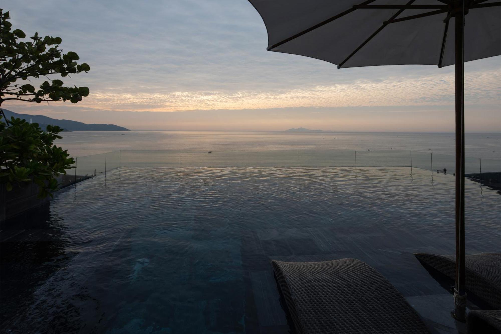 Leaf Beachfront Hotel Da Nang Exterior foto